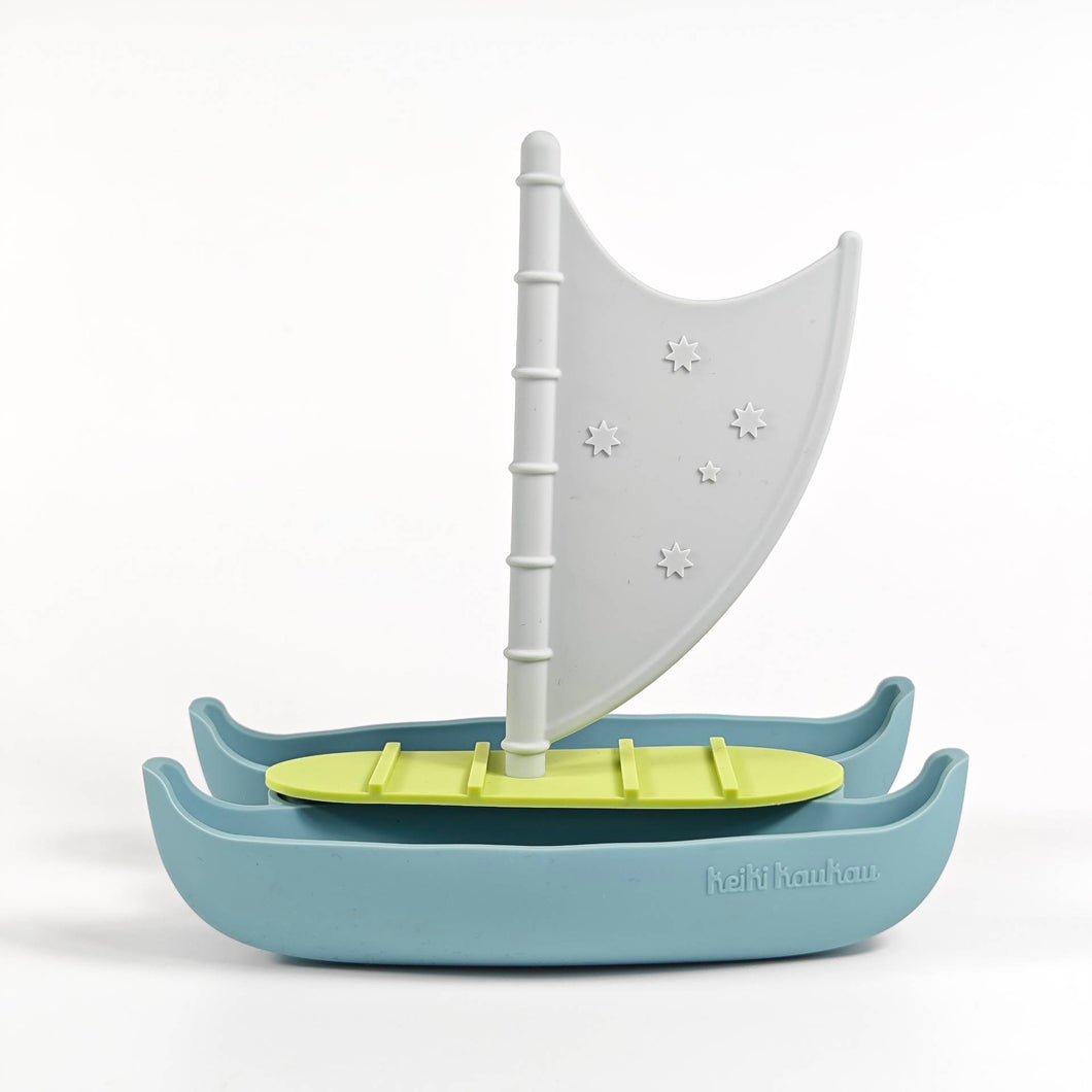 Explorer Canoe