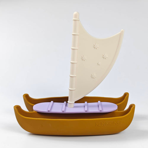 Explorer Canoe
